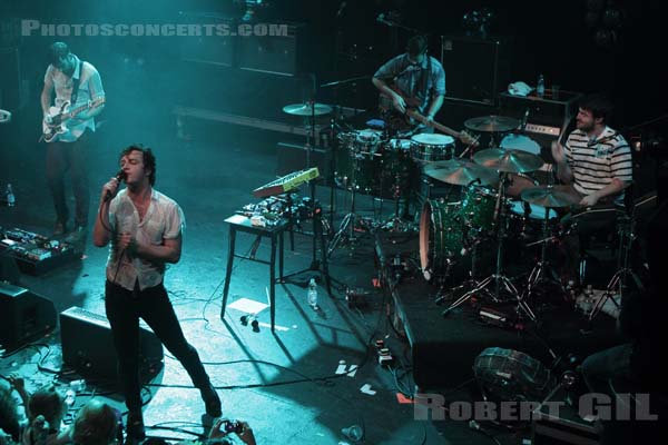 FRIENDLY FIRES - 2011-11-05 - PARIS - La Cigale - 